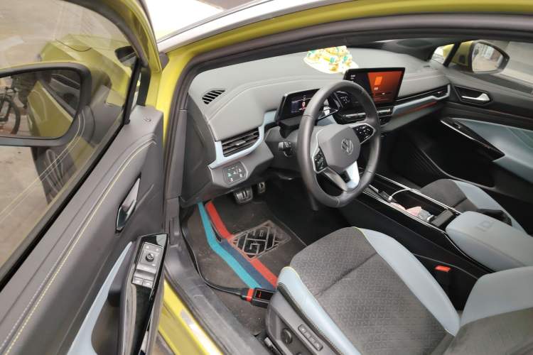 Used Volkswagen ID.4 X 2021 Pro Smart Long-Range Edition Driver Seat