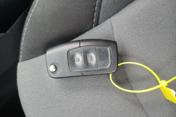 Used Ford EcoSport 2013 1.5L Automatic Fashion Model
