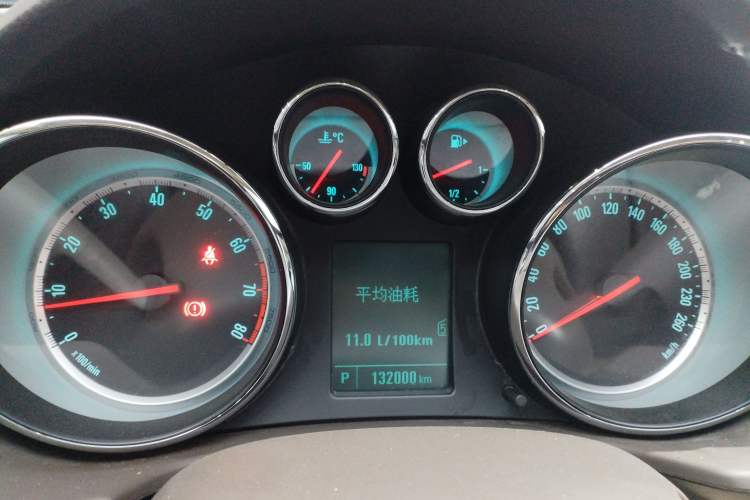 Used Buick Regal 2014 2.0L Leading Fashion Edition