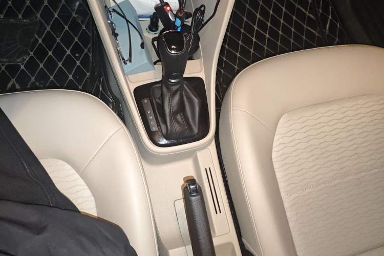 Used Skoda Rapid 2013 1.6L Automatic Smart Selection Model
