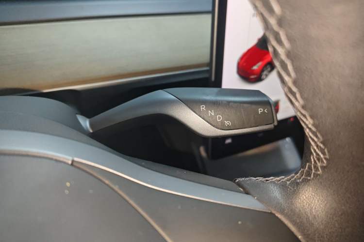 Used Tesla Model Y 2021 Standard Range Rear-Wheel Drive Version Gear Lever