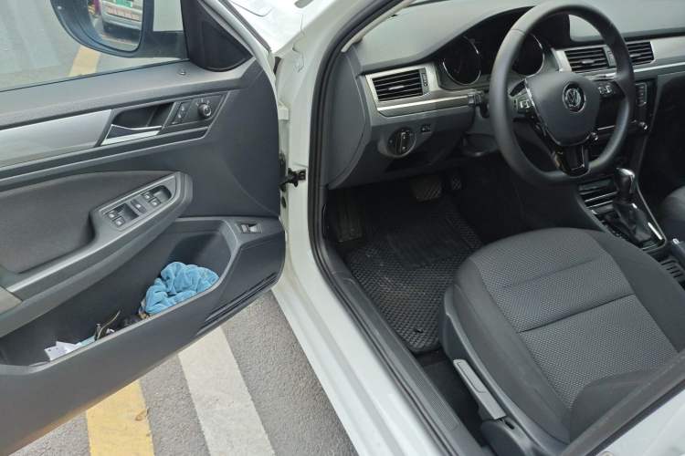 Used Volkswagen Bora 2019 Bora Legend 1.5L Automatic Leading Model China VI Standard Driver Seat