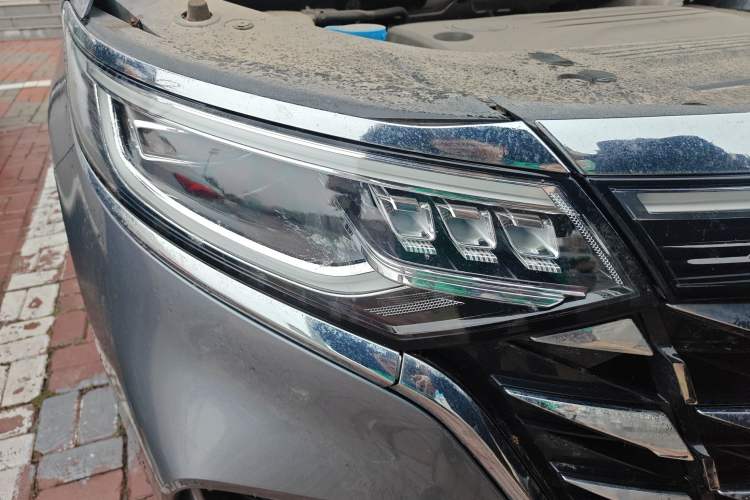 Used Roewe iMAX8 2023 400TGI Comfort Edition