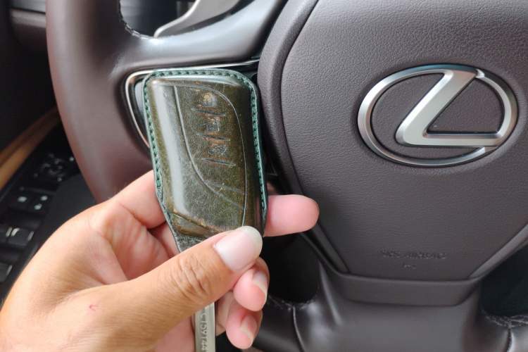 Used Lexus ES 2020 200 Excellence Edition