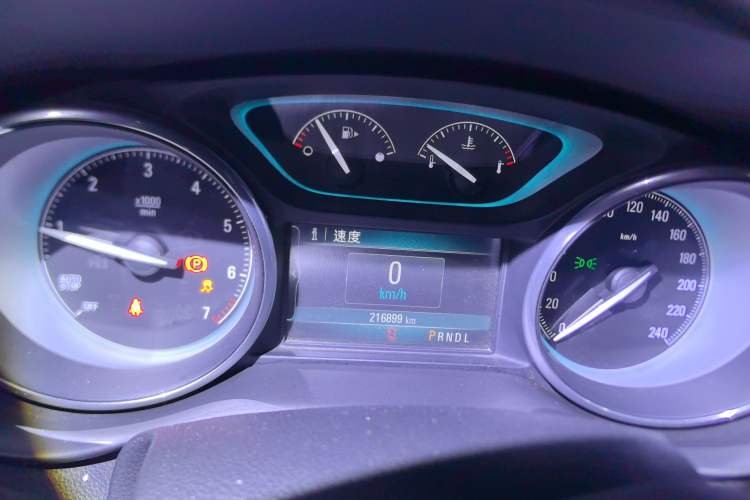 Used Buick Envision 2015 20T Two-Wheel-Drive Elite Model Instrument Cluster