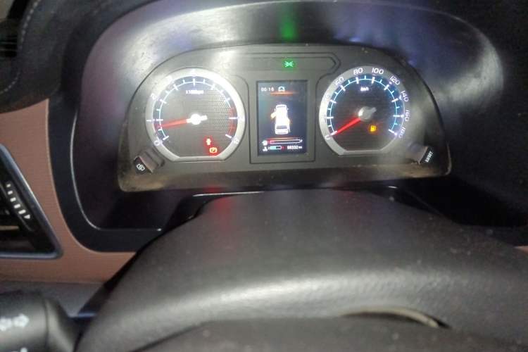 Used FORTHING Lingzhi 2020 M5L 1.6L Luxury 7-Seater
