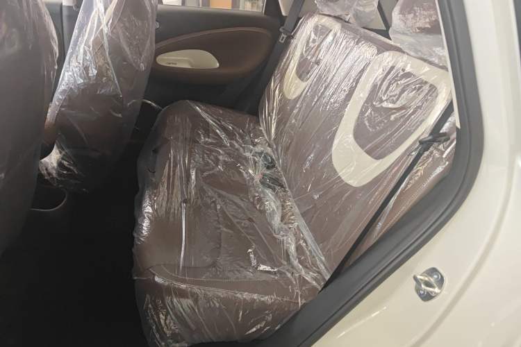 Used Wuling Bingo 2025 333 km Enjoyment Version Left Rear Seat