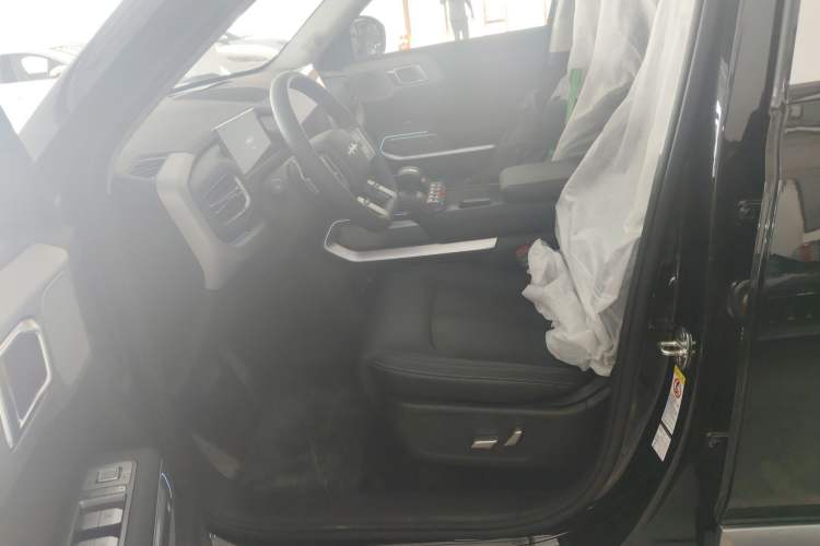 Used Formula Leopard Titanium 3 2025 501 km All-Wheel Drive Intelligent Driving Max Edition