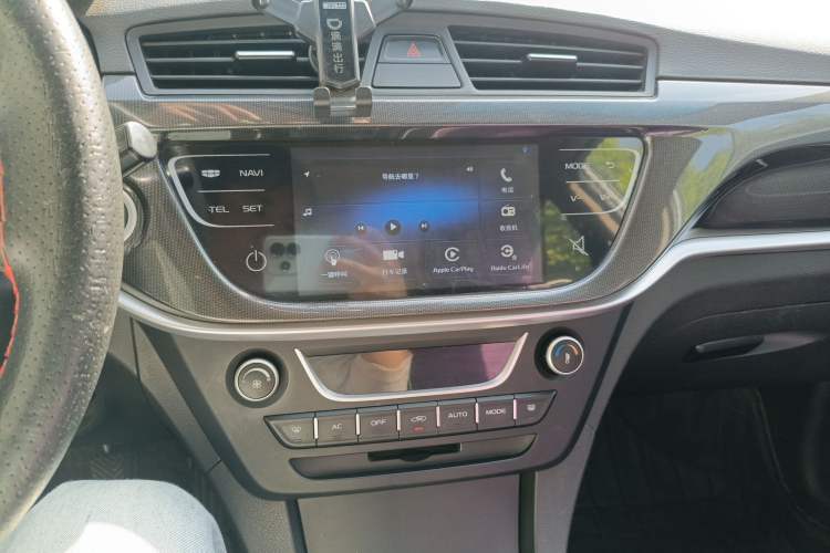 Used Geely Auto Emgrand 2017 Hatchback RS Million Edition 1.5L Manual Upward Version
