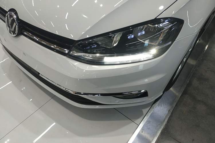 Used Volkswagen Golf 2018 230TSI Automatic Comfort Model
