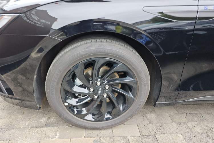 Used Lincoln Z 2025 2.0T Prestige Hybrid Edition
