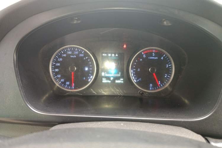 Used Foton Toano 2023 2.0T Automatic Urban Edition Short Wheelbase Mid-Height Design with Single Rear Tire—Available in 5/6/9-Seater Configurations
