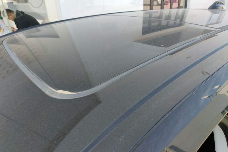 Used Buick Envision 2025 25T Entry-Grade Platinum Edition Roof