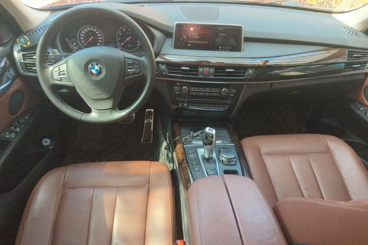 Used BMW X5 2015 xDrive28i