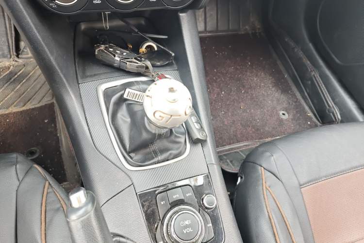 Used Mazda 3 Axela 2017 Sedan 1.5L Manual Comfort Model Emission Standard China V