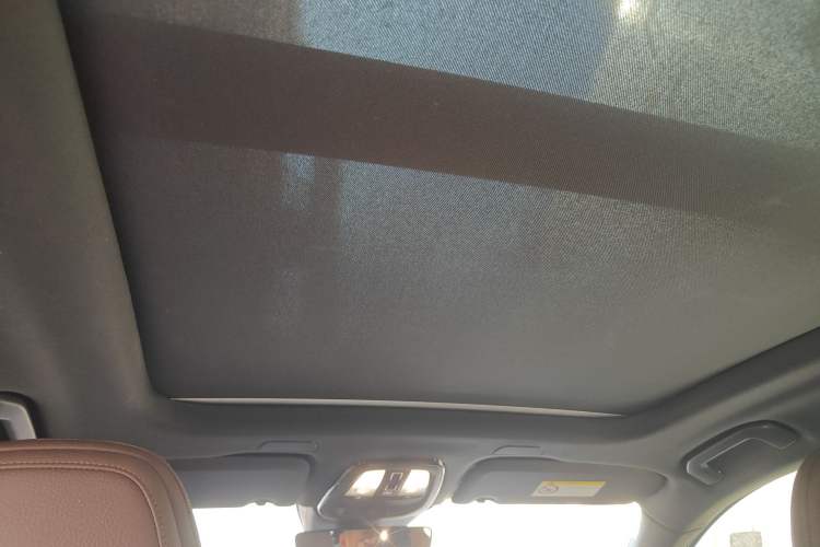 Used Volvo XC60 New Energy 2024 T8 Plug-in Hybrid Long-Range All-Wheel Drive Smart Luxury Edition Headliner