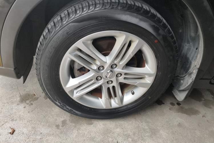 Used GAC Trumpchi GS5 2014 2.0L Automatic Two-Wheel Drive Anniversary Value Edition
