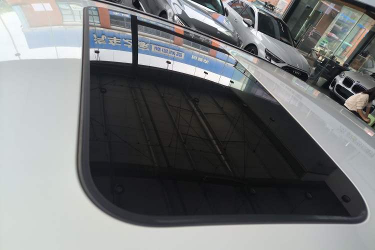 Used Mercedes-Benz C-Class 2017 Restyled C 180 L Fashion Edition Sport Version Roof