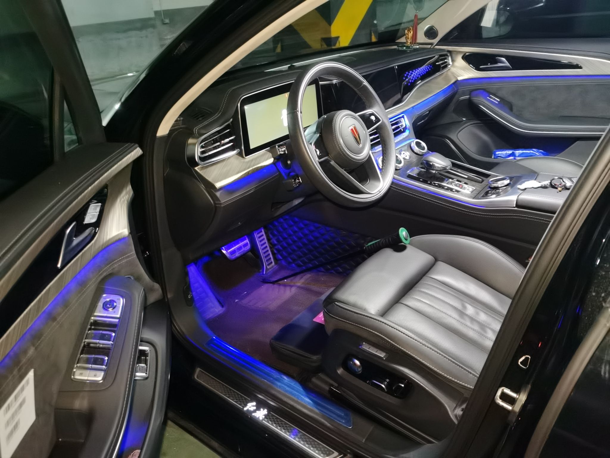 Hongqi H9 2022 3.0T Smart Connect Flagship Four-Seater Version — снимка 16