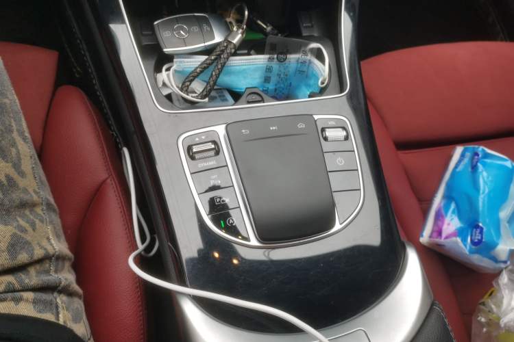 Used Mercedes-Benz C-Class 2020 Restyled C 260 Sport Edition Gear Lever