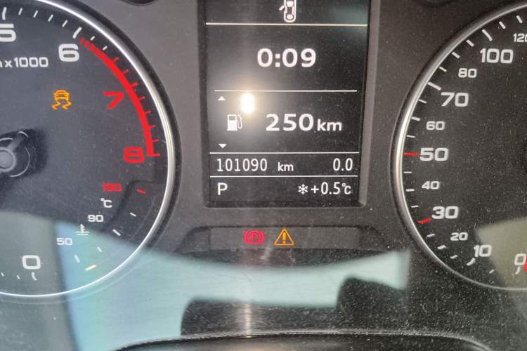 Used Audi A3 2014 Limousine 35 TFSI Automatic Fashion Model