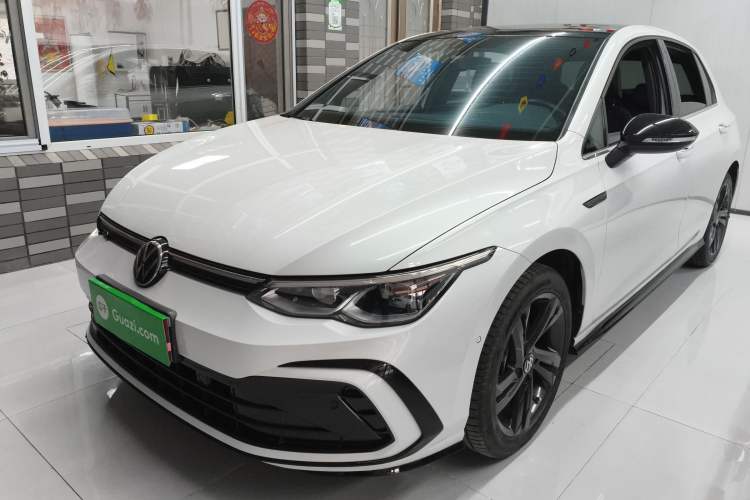 Used Volkswagen Golf 2023 Facelift 280TSI DSG R-Line Lite