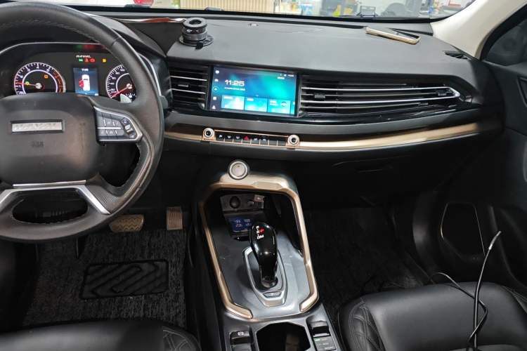 Used Haval H6 2021 1.5 GDIT Automatic Champion Edition Audio And AC Panel