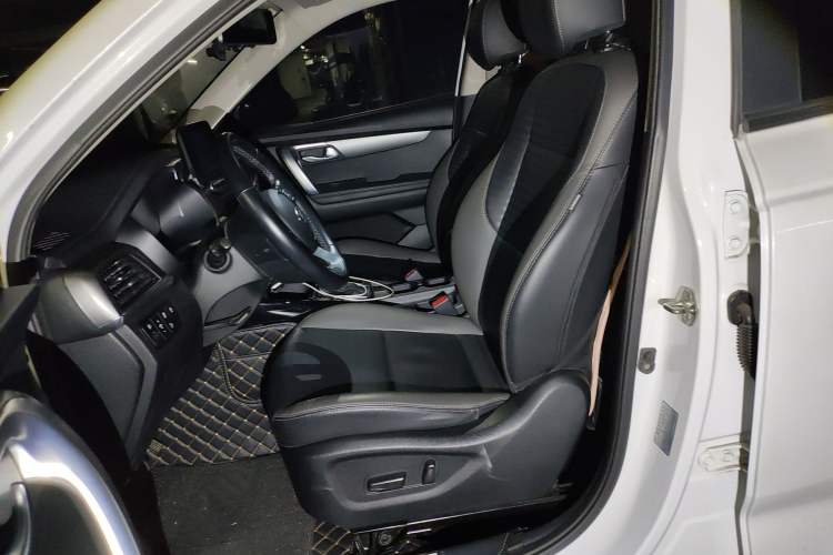 Used Kia Sportage R 2019 2.0L Automatic Smart Luxury Edition Left Front Seat