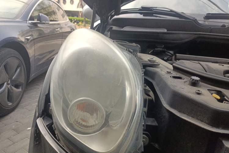 Used MINI Countryman  Right Front Headlight