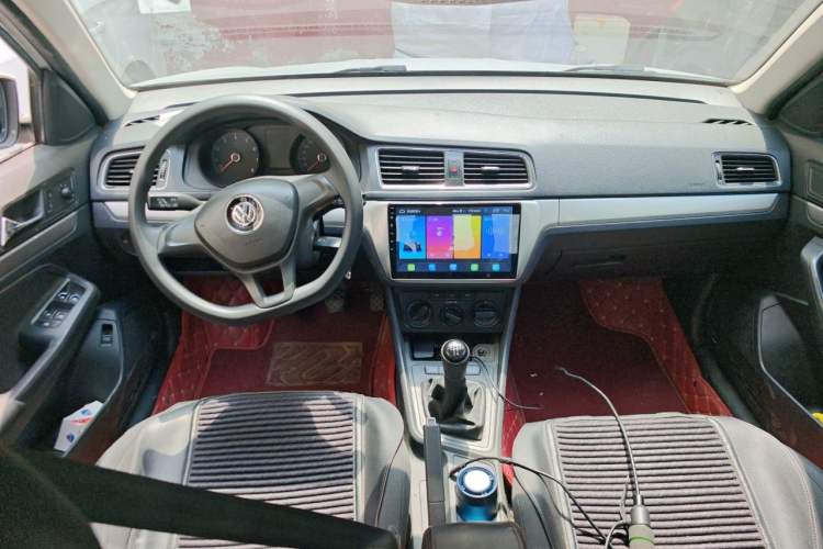 Used Volkswagen Lavida 2017 1.6L Manual Fashion Edition
