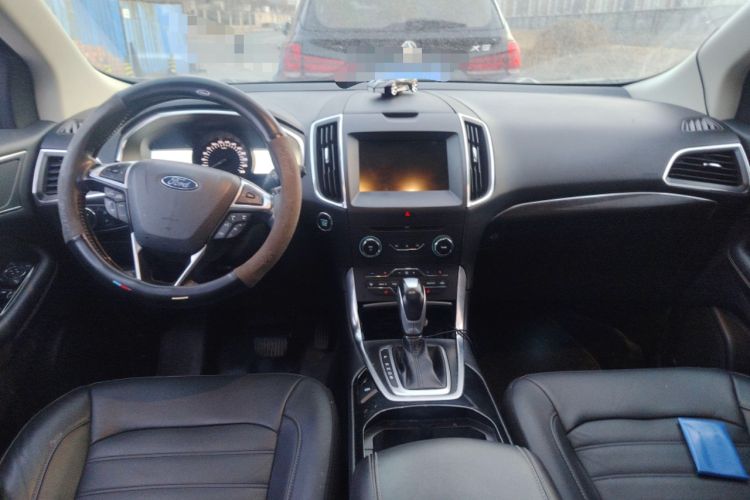 Used Ford Edge 2016 EcoBoost 245 Two-Wheel-Drive Titanium 7-Seater
