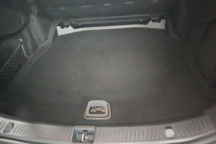 Used Mercedes-Benz E-Class 2016 E 200 L Sport Edition
