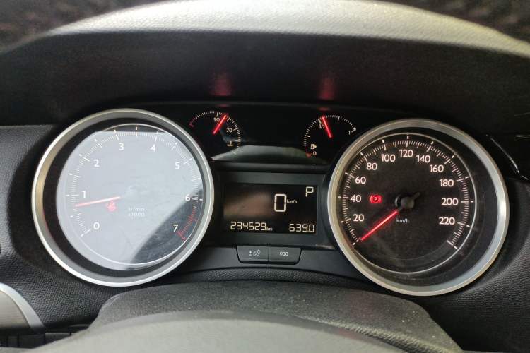 Used Peugeot 408 2014 1.8L Automatic Luxury Edition