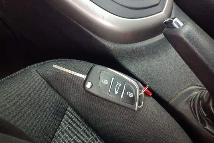 Used Peugeot 408 2011 2.0L Automatic Comfort Edition Vehicle Key