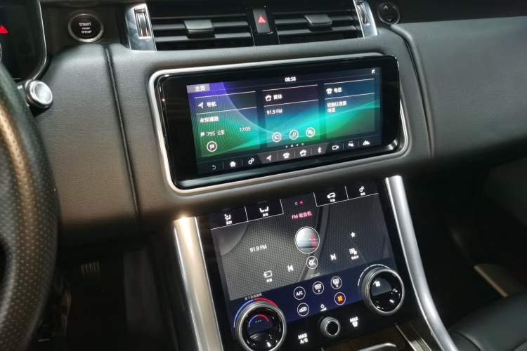 Used Land Rover Range SportNew Energy 2018 P400e Audio And AC Panel