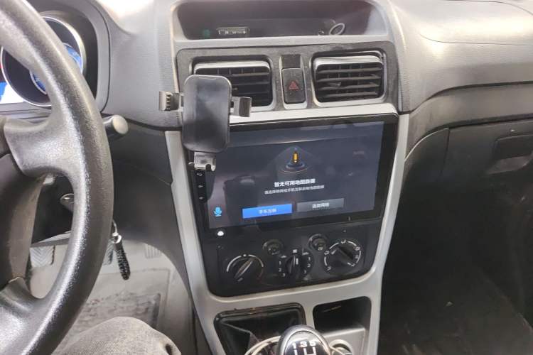 Used CHANGAN KAICHENG Ruixing M70 2019 1.5L Comfort Version 6-Seater China VI Standard Flat Roof Liftback Doors – DAM15KL Audio And AC Panel