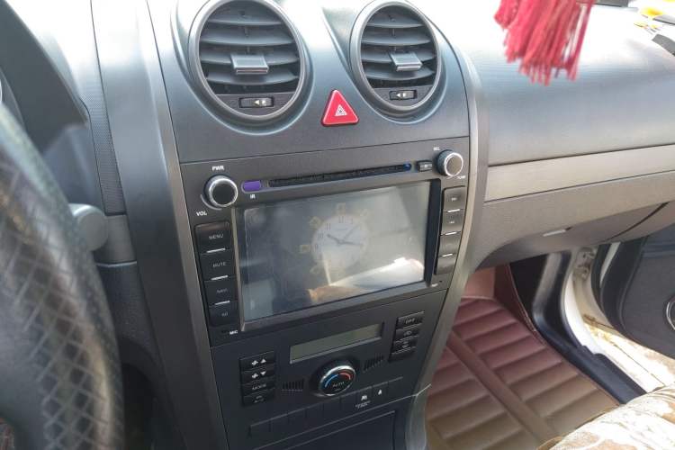 Used Haval H5 Classic 2012 ZhiZun Edition Green & Quiet 2.0T Manual Two-Wheel Drive Comfortable Model