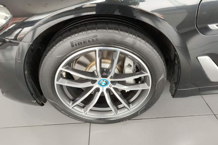 Used BMW 5 Series New Energy 2022 Restyled 535Le M Sport Package
