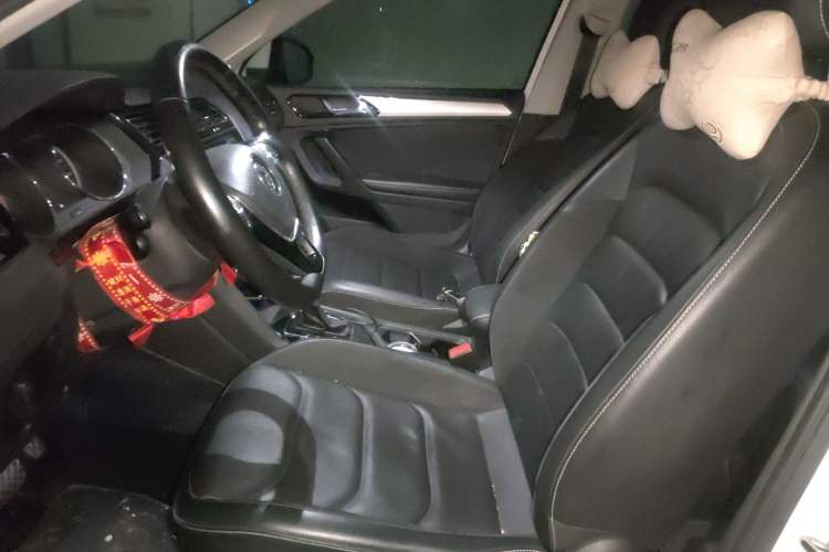 Used Volkswagen Tiguan L 2017 330TSI Automatic Two-Wheel Drive Comfort Edition Left Front Seat