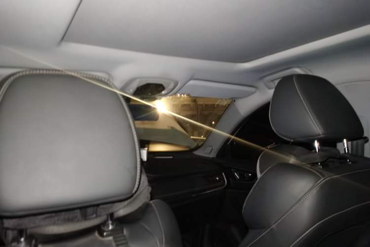 Used Chery Tiggo 8 2020 1.5 TCI Manual Special Edition 7-Seater Headliner