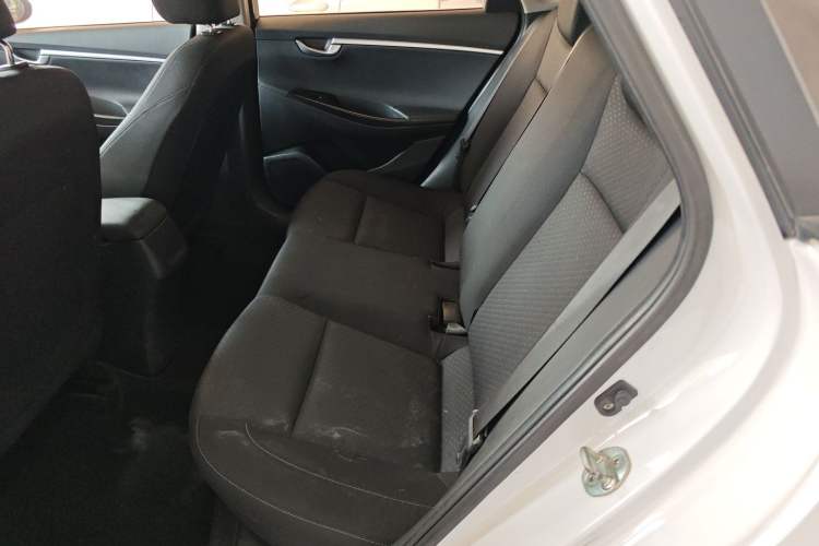 Used Hyundai Celesta 2017 1.6L Manual Enjoyment Edition GLS