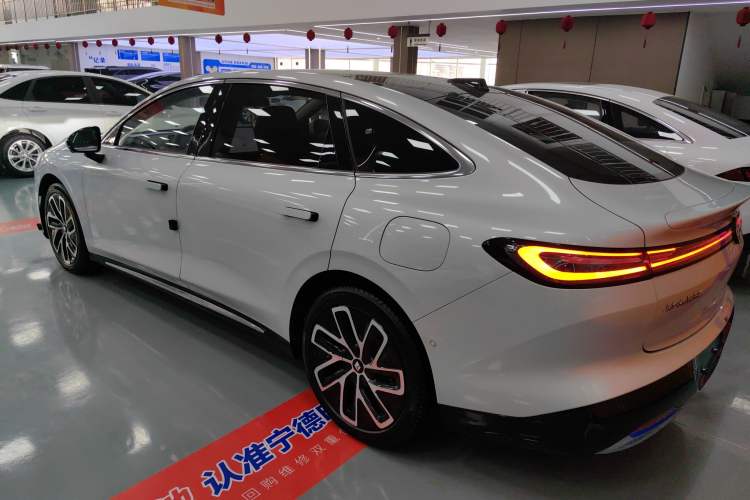 Used Baojun Enjoy 2025 Plug-in Hybrid 140km Luxury Edition
