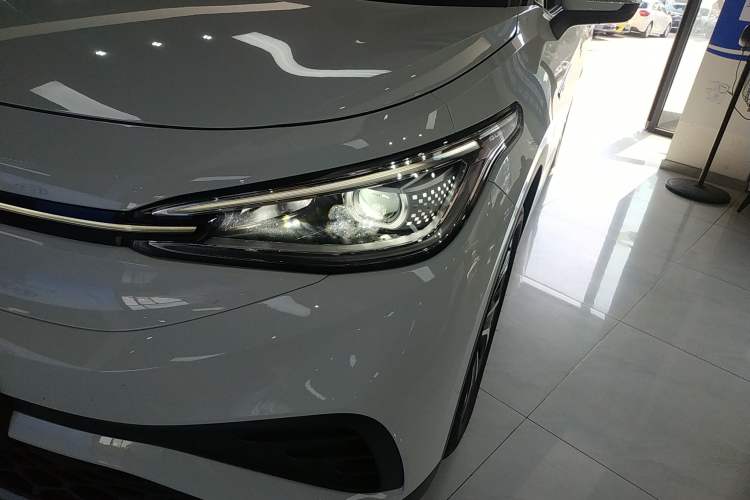 Used Volkswagen ID.4 X 2024 Pure & Smart Edition