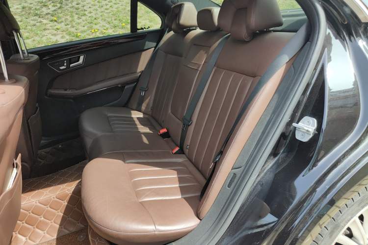 Used Mercedes-Benz E-Class 2014 E 260 L Luxury Model Left Rear Seat