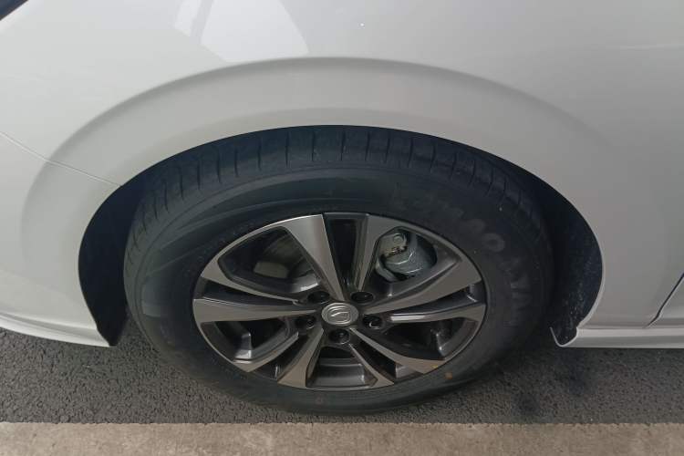 Used CHANGAN Eado 2025 PLUS 1.4T Dual-Clutch High-Energy Version Left Front Wheel Hub