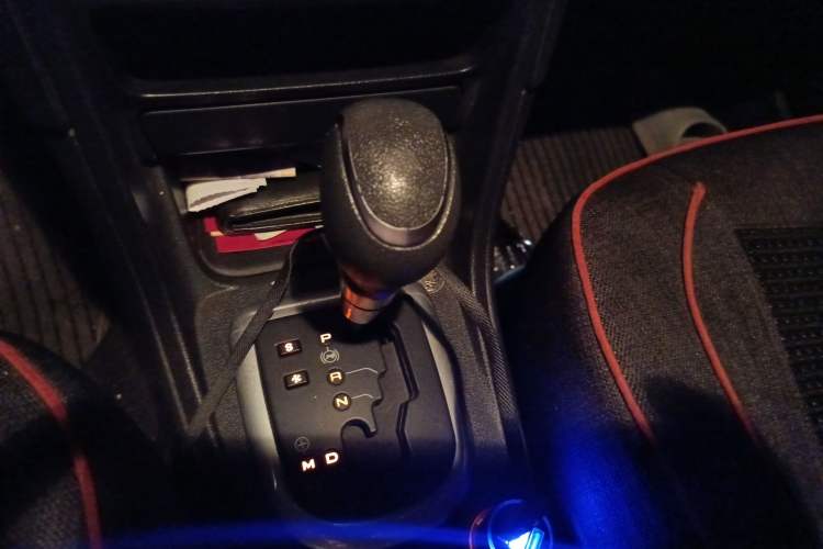 Used Peugeot 308 2012 1.6L Automatic Fashion Edition Gear Lever