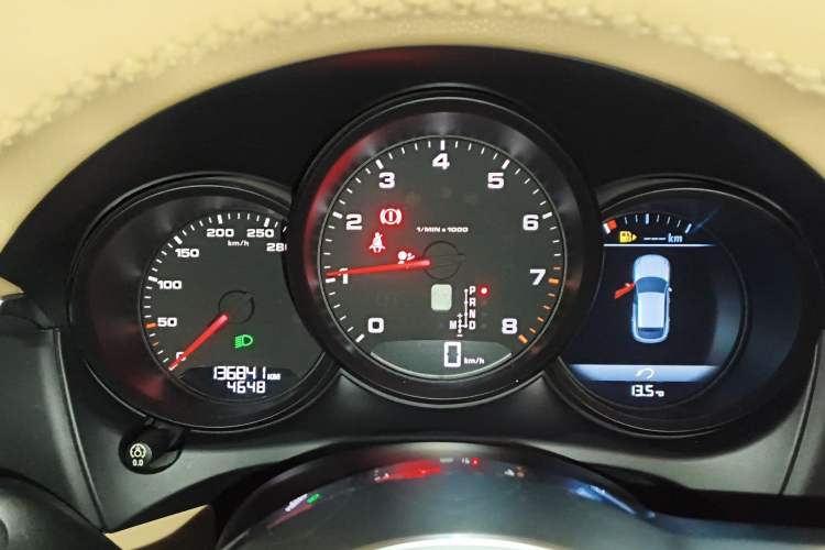 Used Porsche Macan 2016 Macan 2.0T
