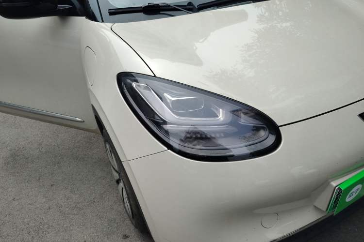 Used Wuling Bingo 2023 410 km Lingxi Deluxe Edition