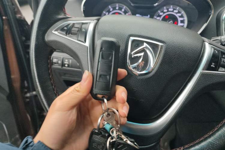 Used Baojun 560 2016 1.5T Manual Luxury Model