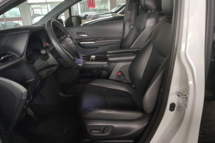 Used Toyota Granvia 2024 2.5L Hybrid Prestige PLUS Edition Left Front Seat